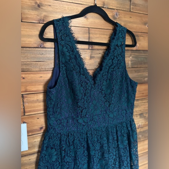 ELIZA J Women's Green V Neck Lace Fit & Flare midi Dress Size 16 EUC - Picture 4 of 11